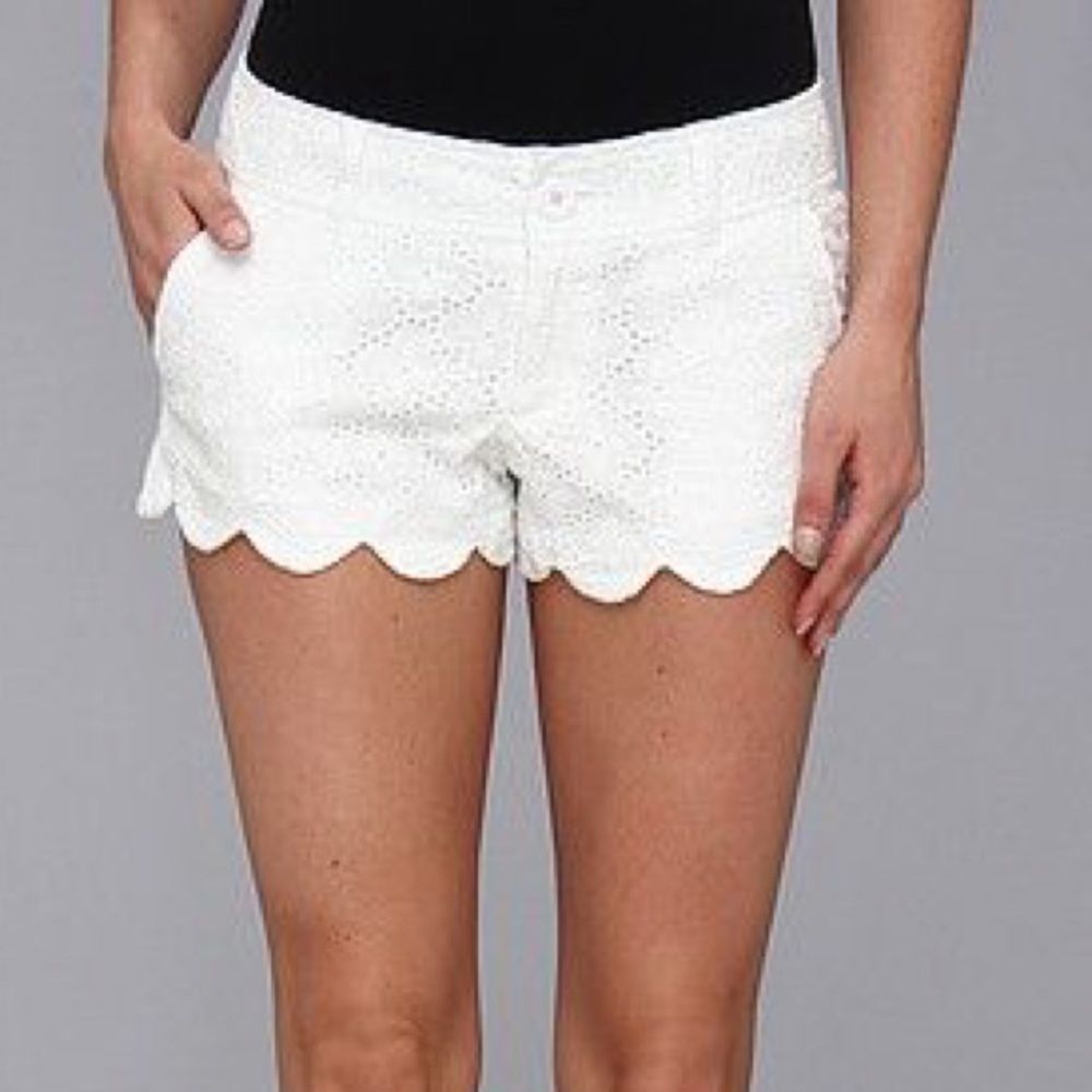Charleston eyelet white scallop Walsh shorts